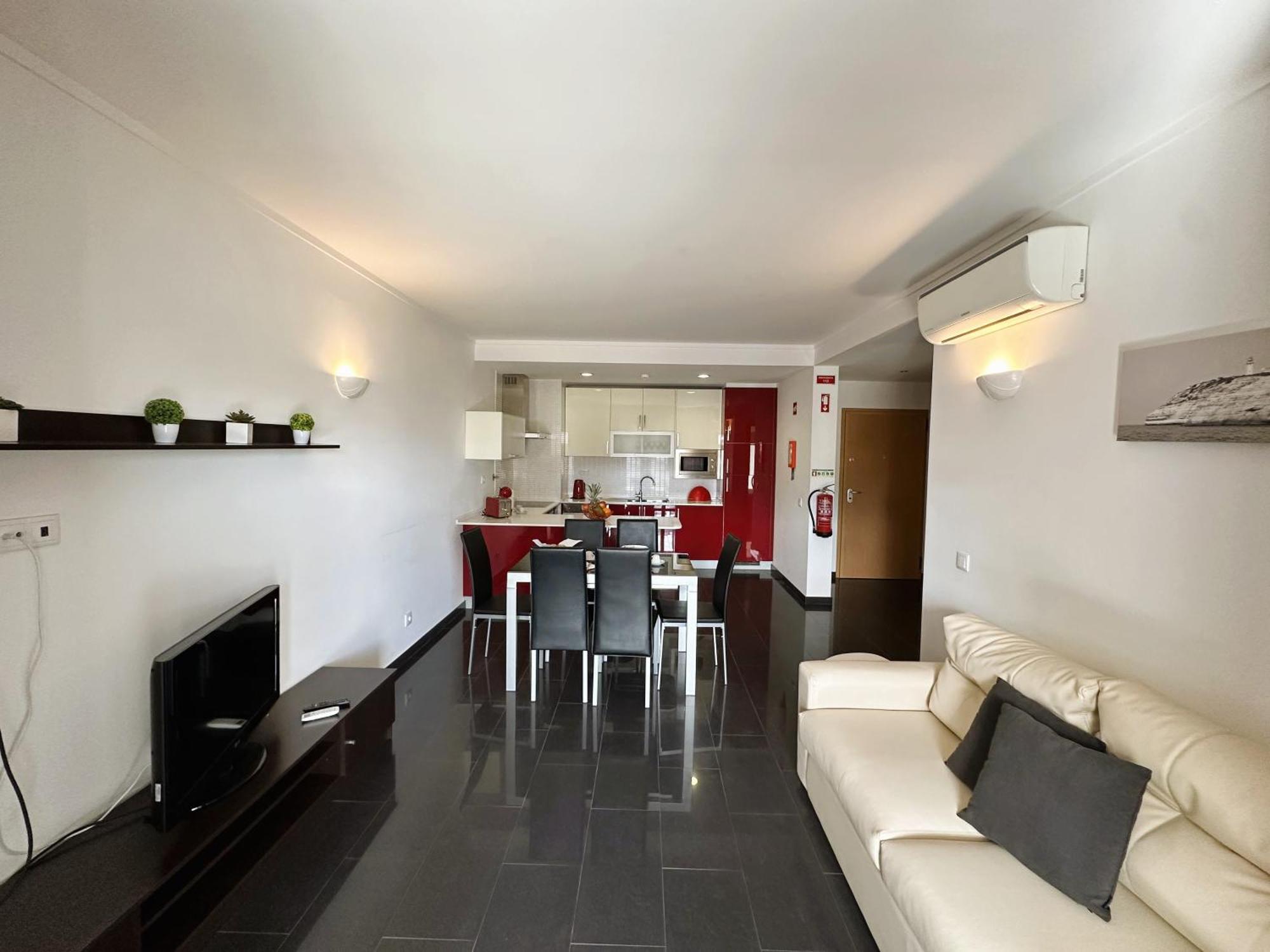 Apartment Rocha Tower 5a